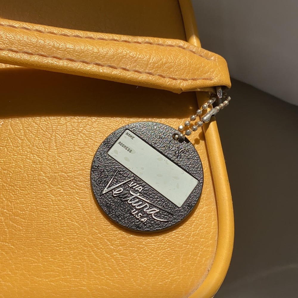 1960s Vintage Ventura Train Case - Picture 11 of 12